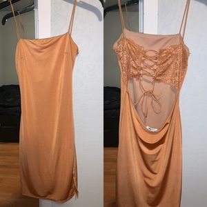 Body con lace back dress